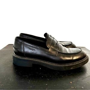 Vagabond Black Leather Loafers